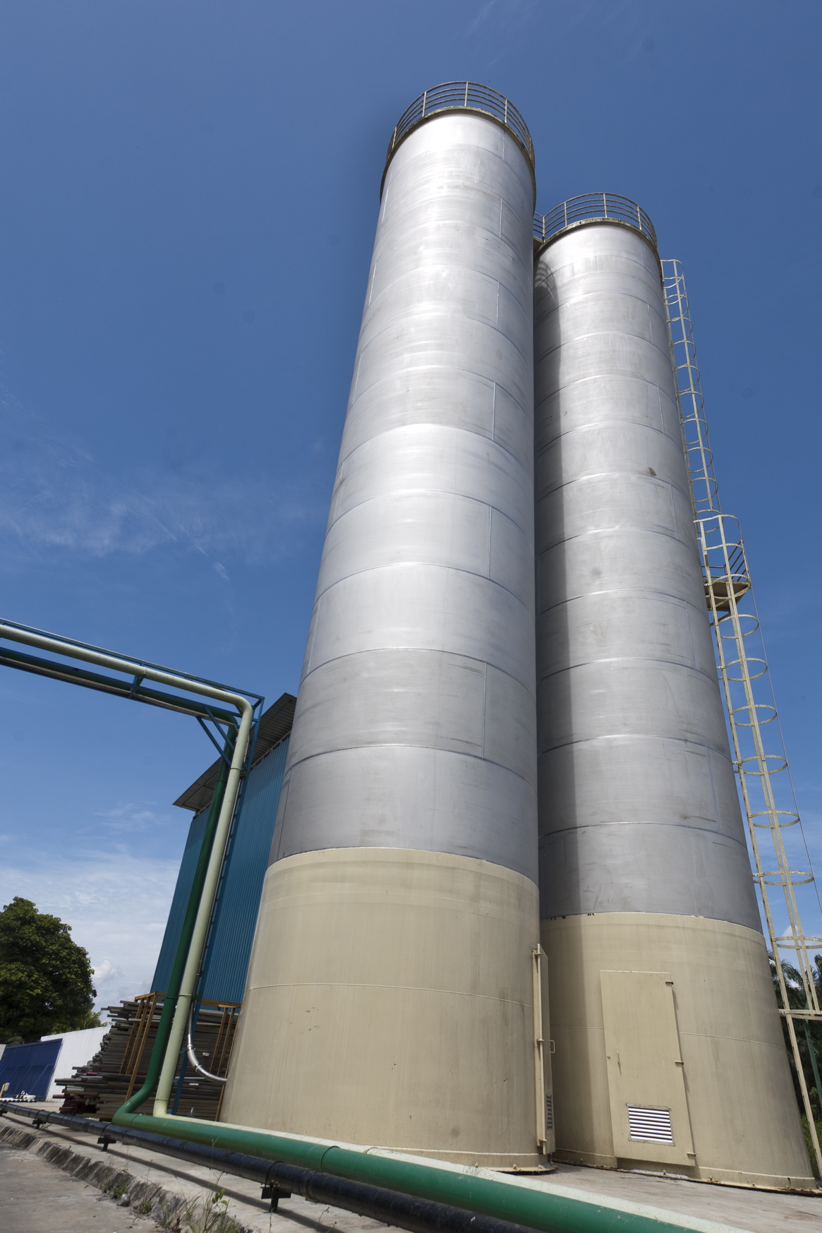 Raw material storage silos at Xinco